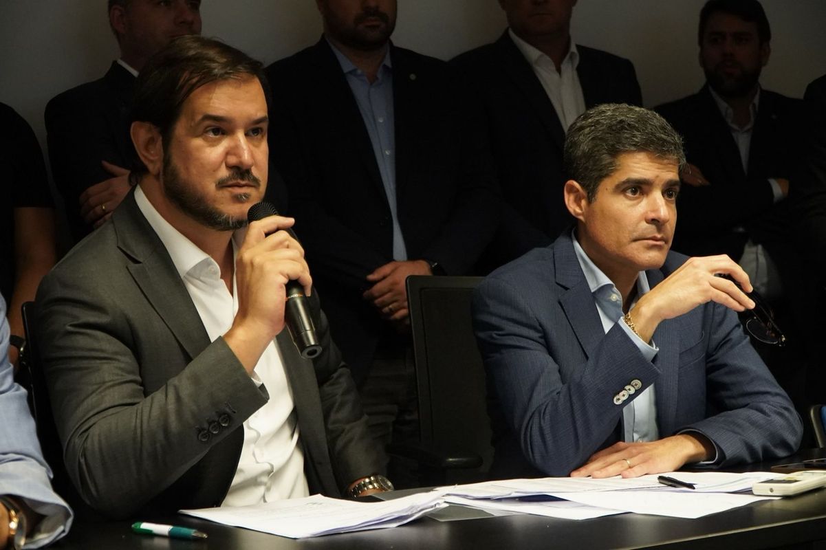 Antônio de Rueda, eleito presidente, e ACM Neto, eleito vice-presidente do União Brasil