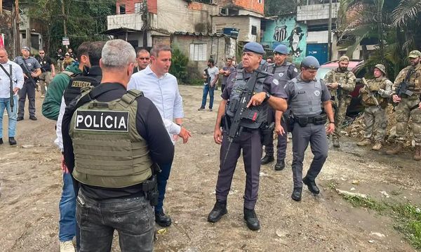  A Secretaria da Segurança Pública (SSP) de São Paulo ampliou com mais 400 policiais o efetivo da Polícia Militar na segunda fase da Operação Escudo, na Baixada Santista
