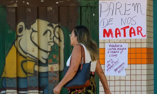 Ato contra o feminicídio no Distrito Federal na cidade satélite de São Sebastião (DF)
