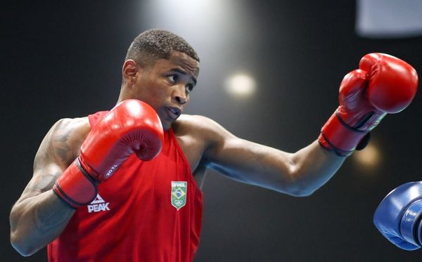 Wanderson Oliveira se garantiu nas oitavas do Pré-Olímpico de boxe