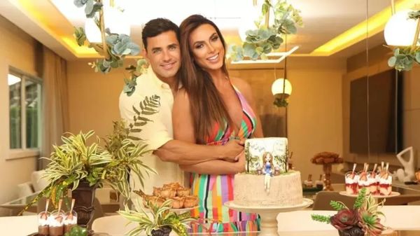 Nicole Bahls anuncia término da relação com Marcelo Viana