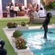 Imagem - Leidy Elin pega as roupas de Davi e joga na piscina do BBB 24