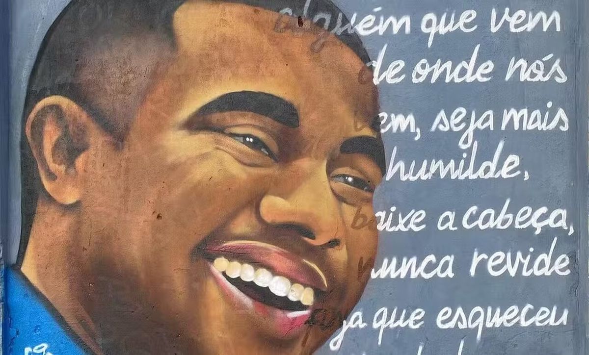 Mural em homenagem ao brother Davi Brito