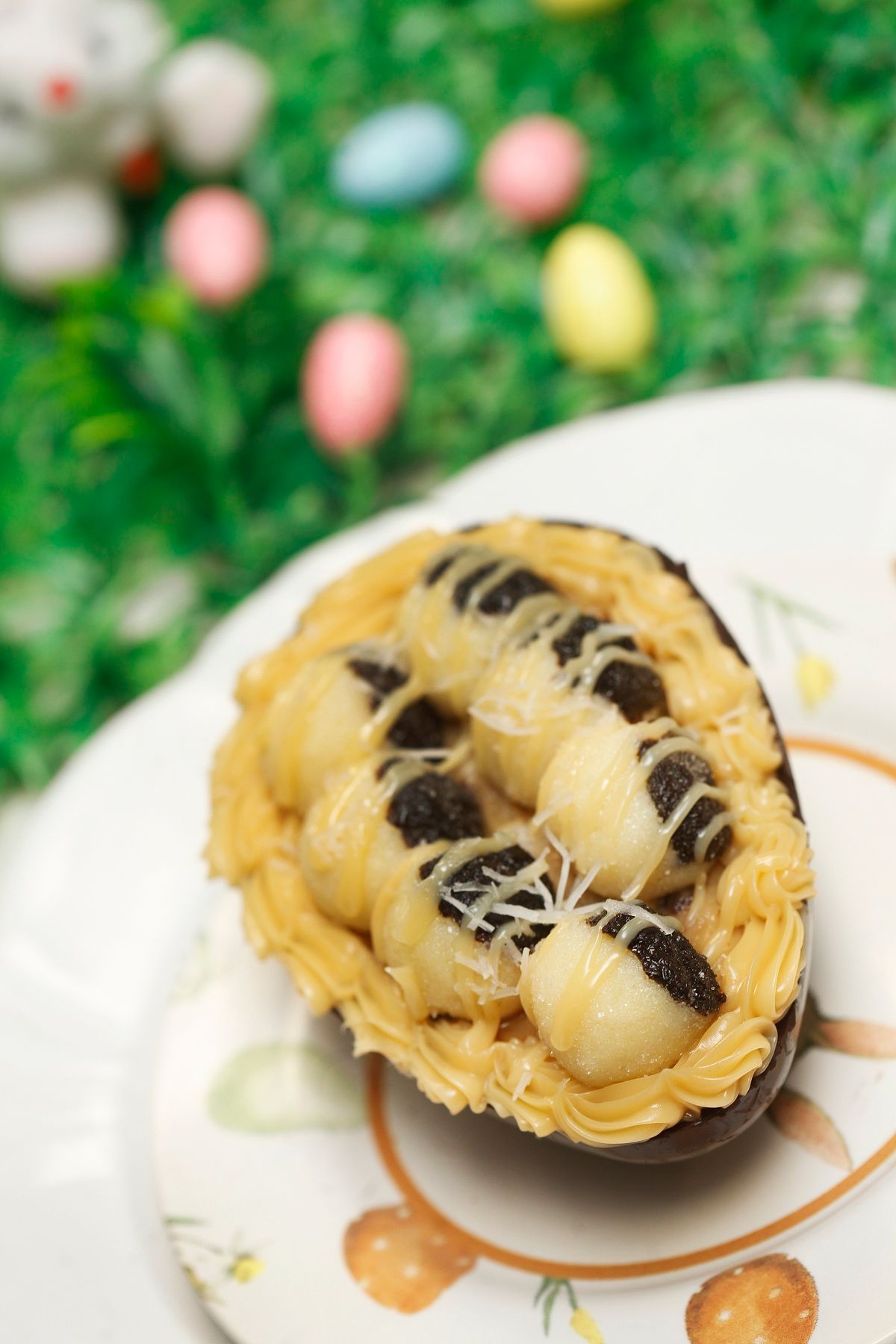 Ovo com casca chocolate 70%, recheio olho de sogra da Engenhando Doces