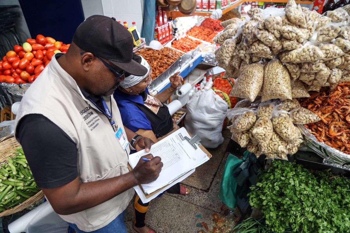 Codecon realiza Operação Semana Santa com fiscalização e pesquisa de preço