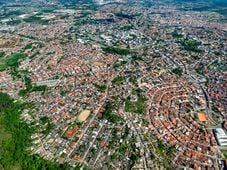 Imagem - Camaçari é alvo de ação do Ministério Público por problemas na coleta de lixo da cidade