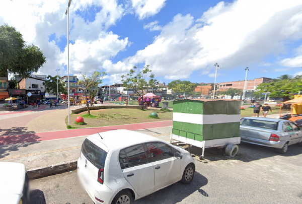 Praça da Revolução, em Periperi