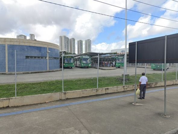 Imagem - Mãe abandona bebê na estação Acesso Norte, em Salvador