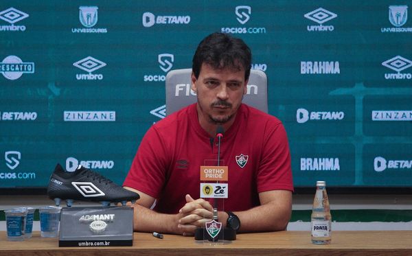 Fernando Diniz, técnico do Fluminense, em entrevista coletiva