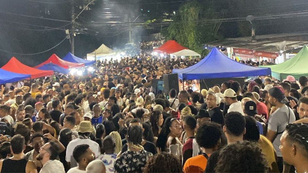 Samba de São Lázaro acontece todas as sextas-feiras, a partir das 22 horas