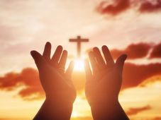 Imagem - Por que a Sexta-feira Santa muda de dia? Confira 5 curiosidades sobre o feriado