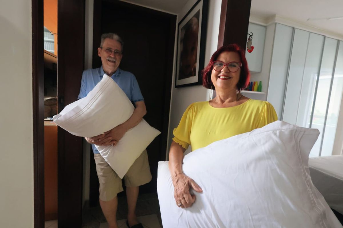 Maria das Graças e o marido, Clívio, dormem cada um em seu próprio quarto