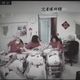 Imagem - Terremoto em Taiwan: enfermeiras agarram berços para salvar bebês