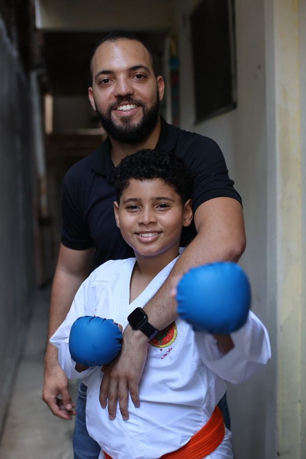 Professor de João, Matheus é o coordenador do projeto social em Salvador e também irá competir no Japão