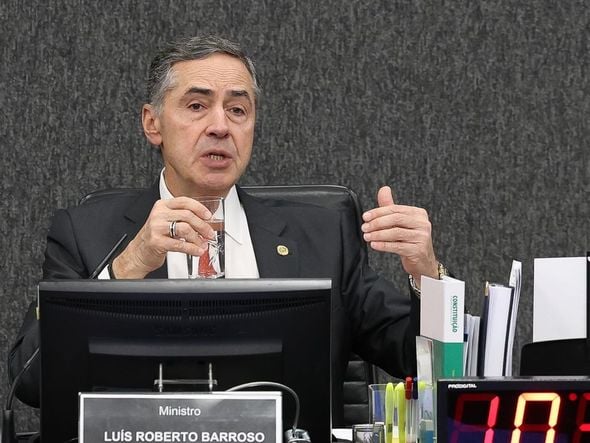 Imagem - Barroso diz que alegação de inocência de réus do 8 de janeiro é "mito"