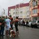 Imagem - Moradores são liberados para retirar pertences após deslizamento de terra em prédio no Politeama