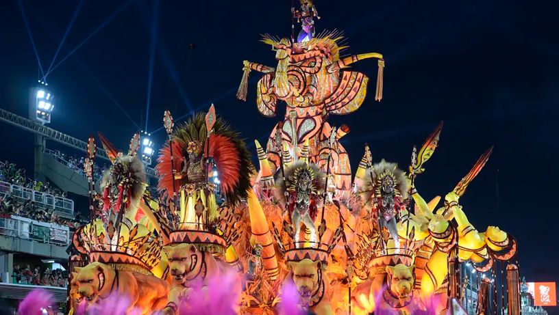 Imagem - Desfile das Campeãs 2026: veja onde será transmitido, horário e ordem das escolas de samba no desfile