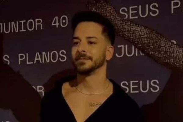 Junior Lima por Reprodução