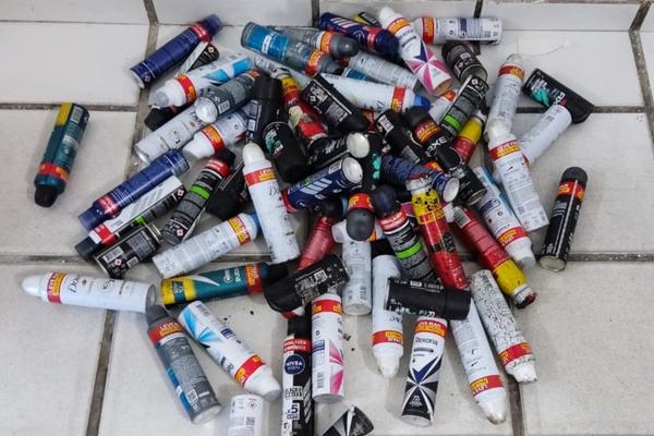O suspeito tinha roubado 69 frascos de desodorantes de uma farmácia na Pituba