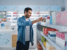 Imagem - Câmara de Deputados aprova venda de medicamentos em supermercados; entenda