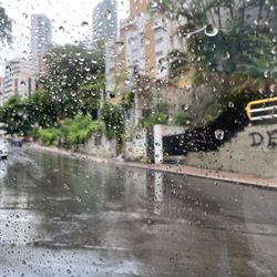 Imagem - Chuva causa alagamentos em Salvador; Inmet divulga alerta de perigo