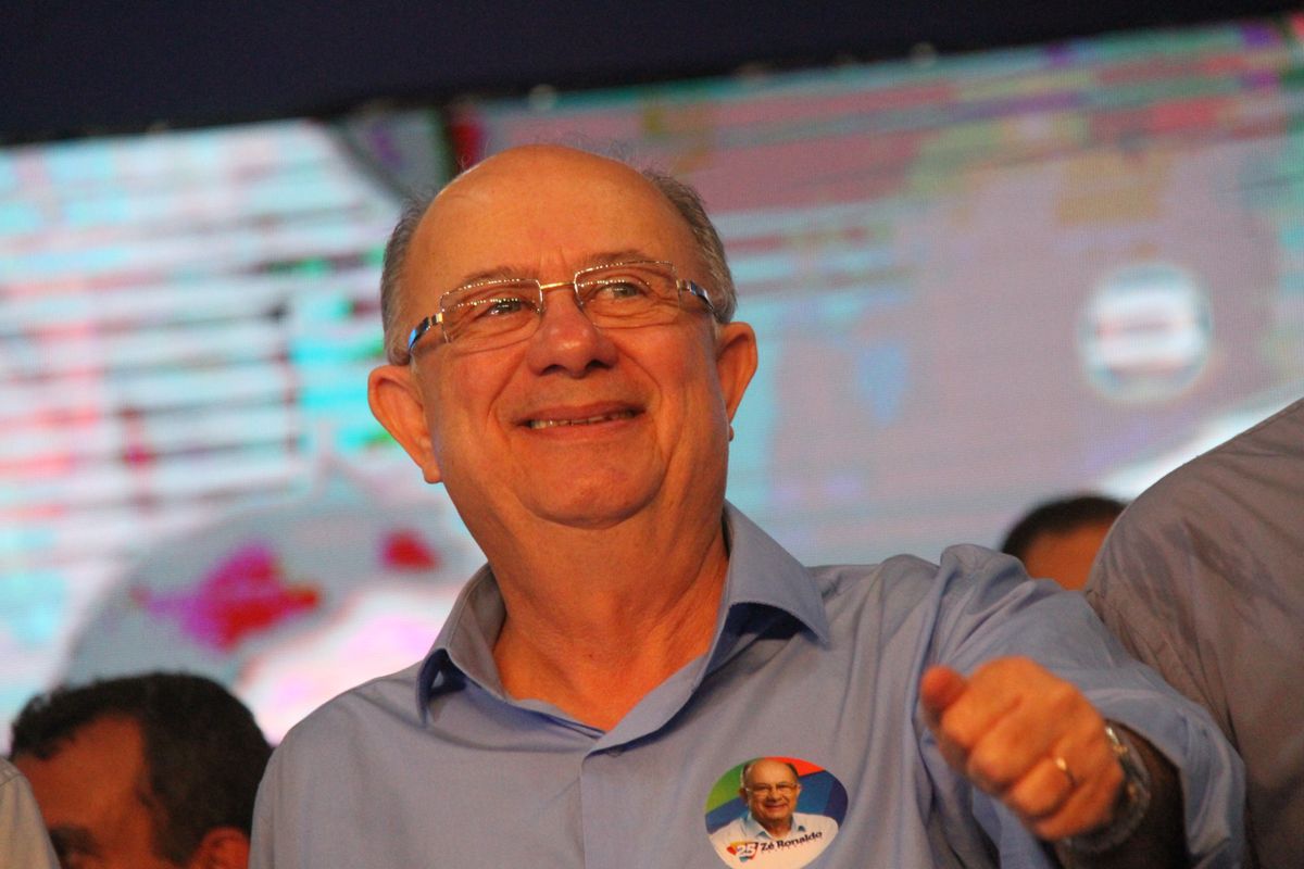 Ex-prefeito de Feira de Santana, José Ronaldo de Carvalho