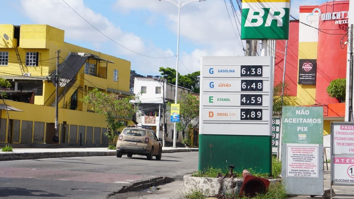 Preço da gasolina acima de R$ 6,00 em Salvador
