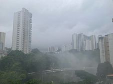 Imagem - Em uma hora, bairros de Salvador atingem até 39 milímetros de chuva; veja onde choveu mais