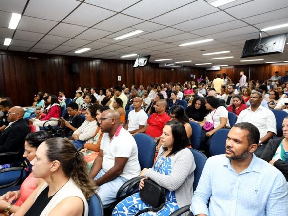 Imagem - Mais de 600 professores aprovados em concurso são convocados na Bahia