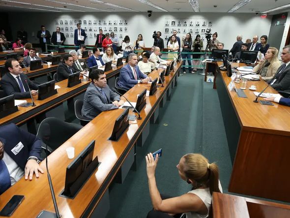 Imagem - Câmara aprova suspensão do pagamento da dívida do Rio Grande do Sul