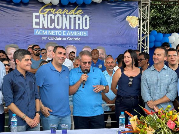 Imagem - Em Caldeirão Grande, ACM Neto participa de 'Grande Encontro' com prefeito e vice