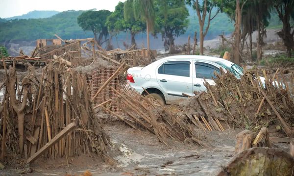 Distrito de Bento Rodrigues, em Mariana (MG), atingido pelo rompimento de duas barragens de rejeitos da mineradora Samarco