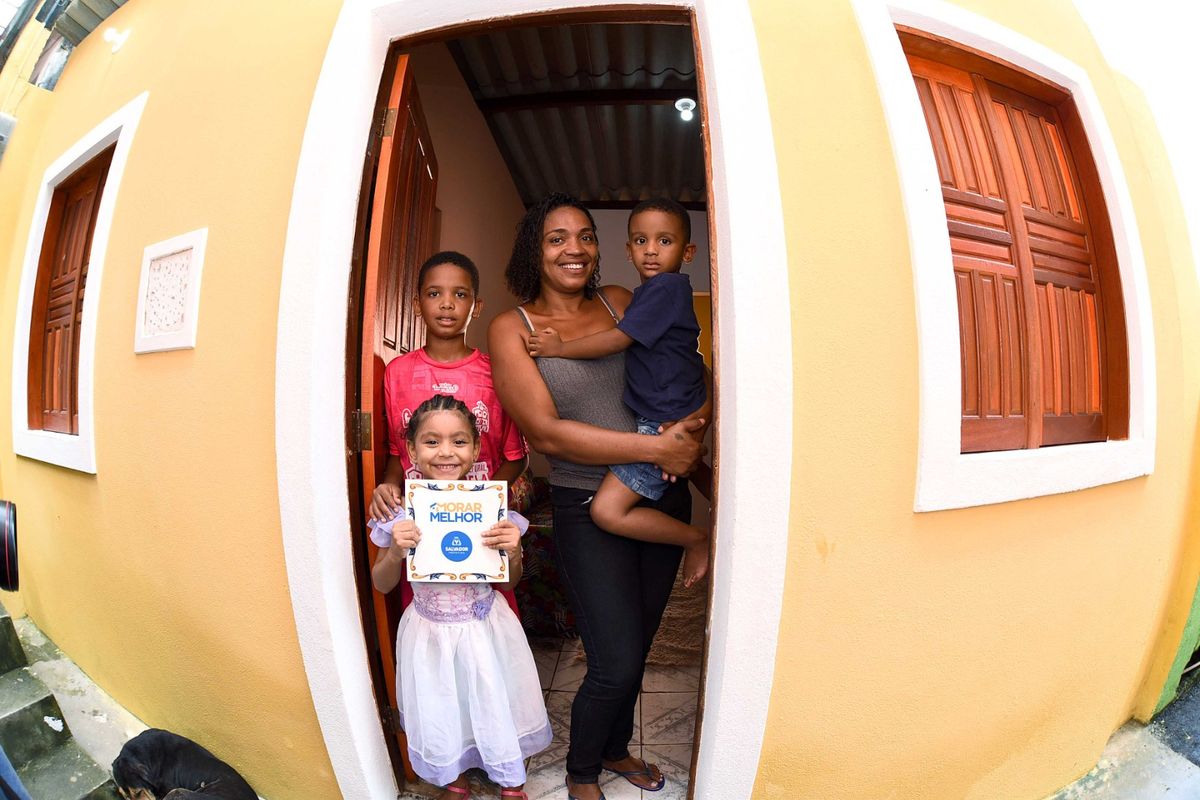 Casas reformadas em Campinas de Pirajá