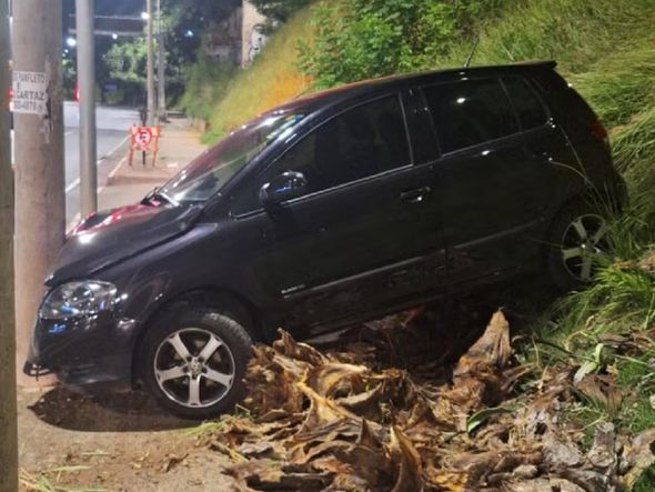 Imagem - Mulher é atropelada por carro sem motorista em Belo Horizonte