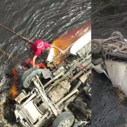 Imagem - Carreta cai no rio Santo Antônio e corpo de motorista é resgatado pelos bombeiros