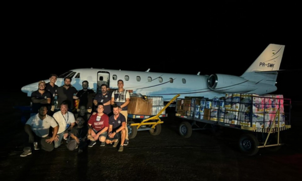 Jatinho de Neymar com suprimentos para ajudar as vítimas do Rio Grande do Sul