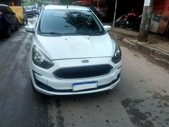 Imagem - Adolescente é flagrado dirigindo carro roubado em Cosme de Farias