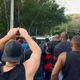 Imagem - Flamengo é alvo de protestos no Ninho do Urubu e jogadores têm carros cercados