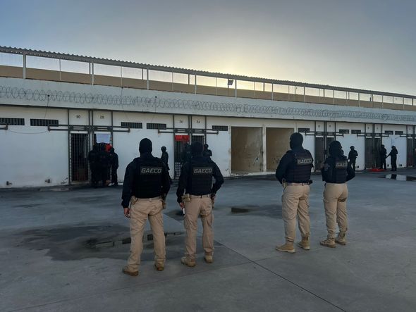 Imagem - Dois policiais para 900 presos: Feira de Santana tem maior superlotação prisional da Bahia