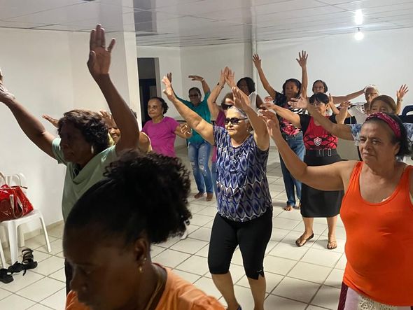 Imagem - Aulas gratuitas de dança, yoga e teatro para aposentadas e pensionistas acontecem na sede da Fumpres em Nazaré