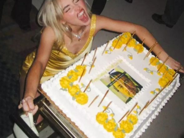 Imagem - Leonardo DiCaprio vira piada em aniversário de 25 anos de Sabrina Carpenter; entenda
