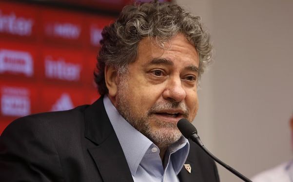 Júlio Casares, presidente do São Paulo, se mostrou contrário à paralisação do Brasileirão