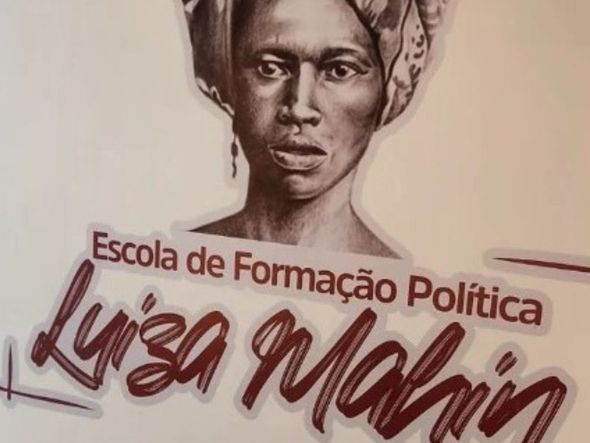 Imagem - Escola Luíza Mahin chama denúncia de 'fantasiosa' e defende professora da Ufba