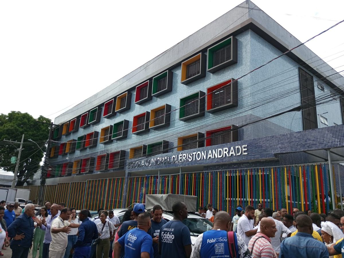 Inauguração da Escola Municipal Clériston Andrade