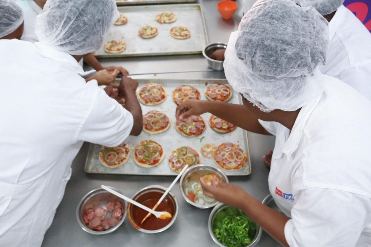 Prefeitura oferece novos cursos gratuitos na área de gastronomia