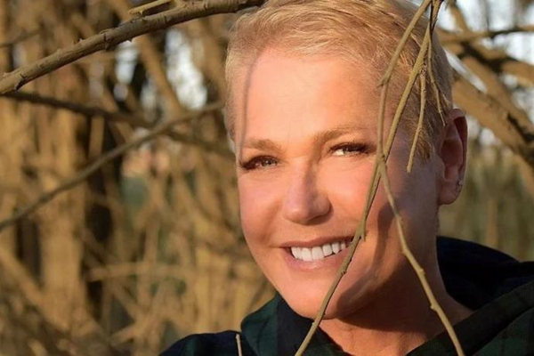 Xuxa Meneghel admite erros na música 'Brincar de índio'