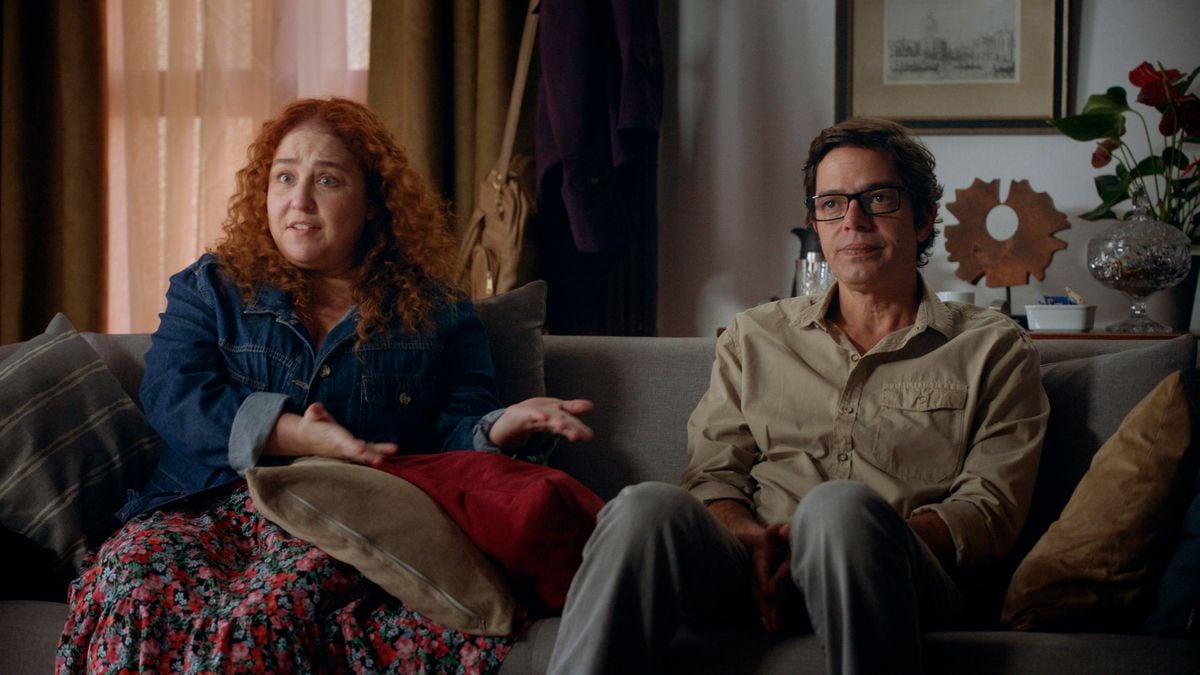 Debora Lamm e Bruno Mazzeo em um dos episódios da nova temporada de Cilada, no Globoplay