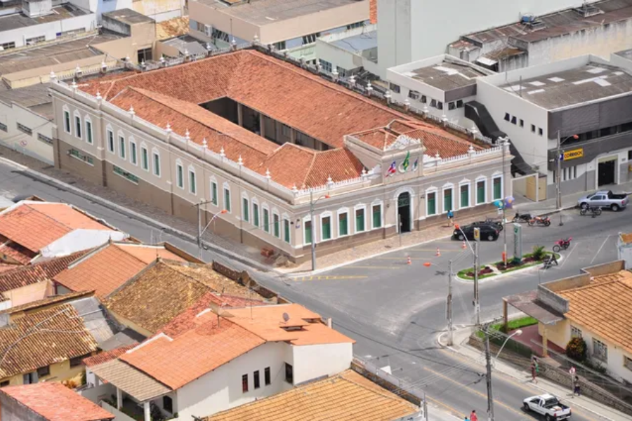 Cidade fica no centro-sul baiano  por Divulgação PMVC