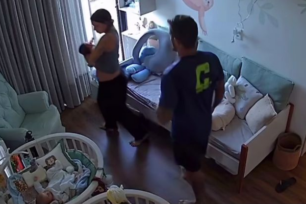 Clara Maia e André Coelho socorrendo filho