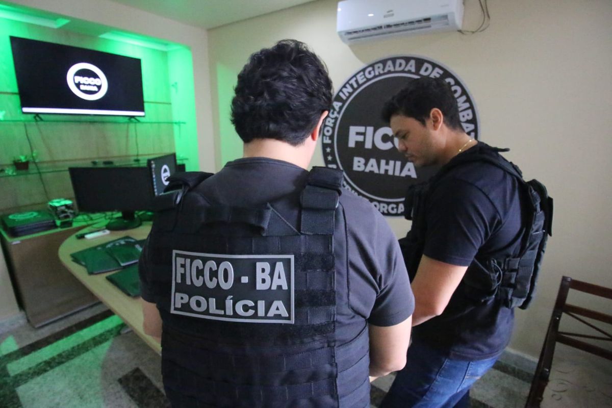 Operação cumpre mandados em cinco bairros de Salvador